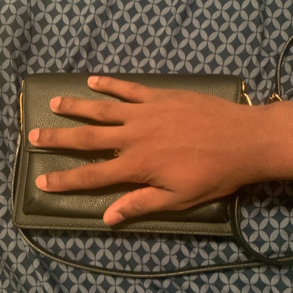 Real Versace Purse, need the money let’s negotiate!! - Picture 3 of 3